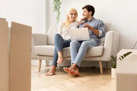 Meble w Polsce: Jak kupić mądrze? Sklepy, online, okazje
